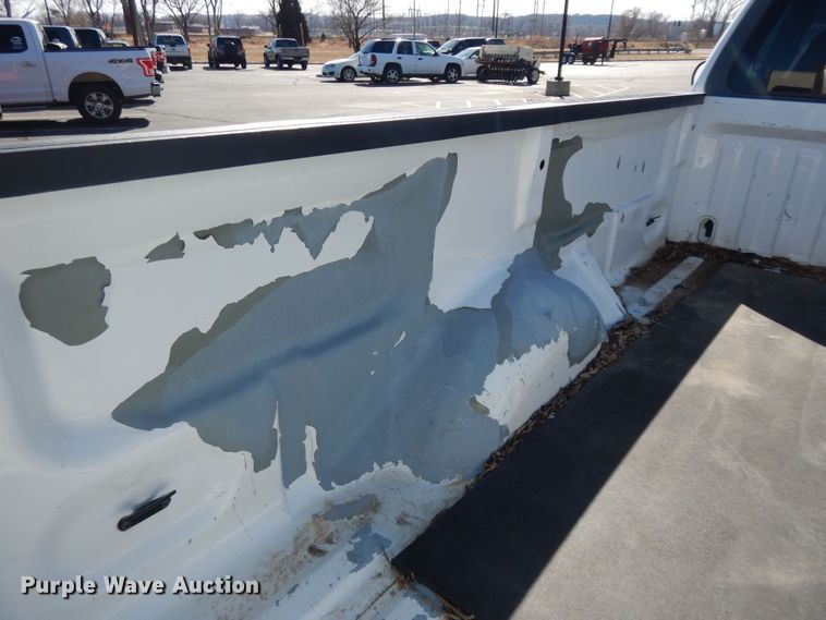 image for item DK7611 2001 Ford F150 XL  pickup truck