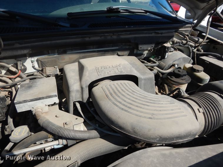 image for item DK7611 2001 Ford F150 XL  pickup truck