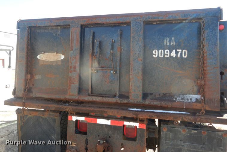 image for item DK7620 2011 Ford F750 Super Duty  dump truck