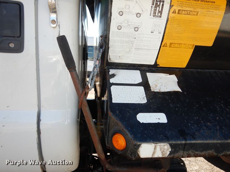 image for item DK7620 2011 Ford F750 Super Duty  dump truck