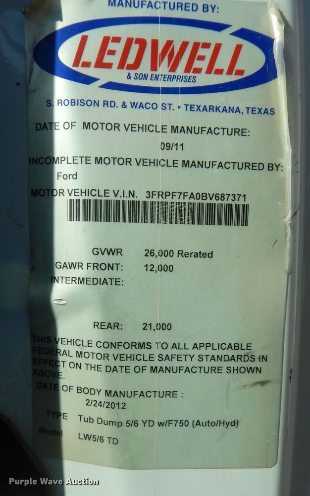 image for item DK7620 2011 Ford F750 Super Duty  dump truck