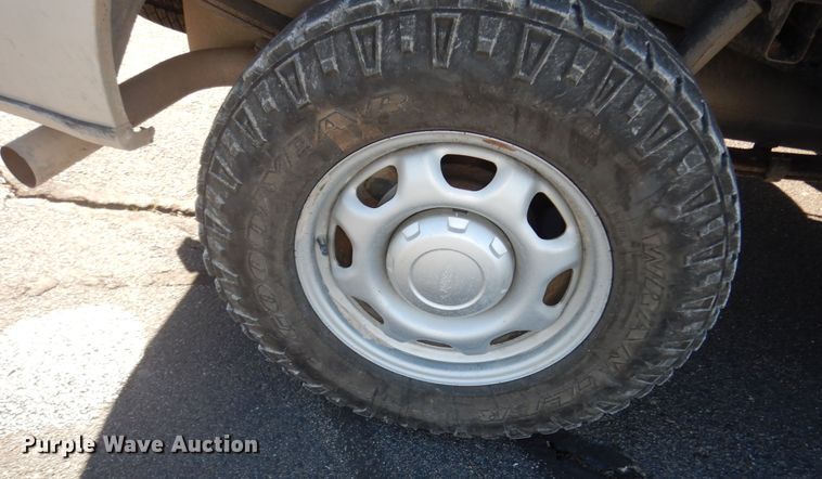 image for item DK7621 2016 Ford F150 XLT  SuperCrew pickup truck