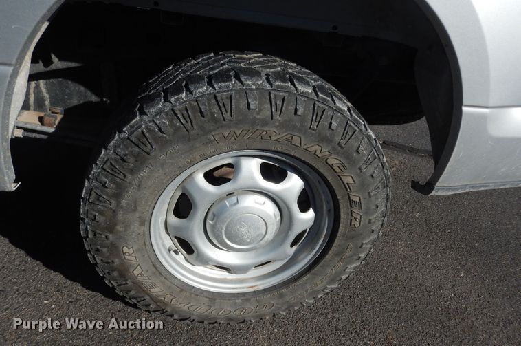 image for item DK7621 2016 Ford F150 XLT  SuperCrew pickup truck