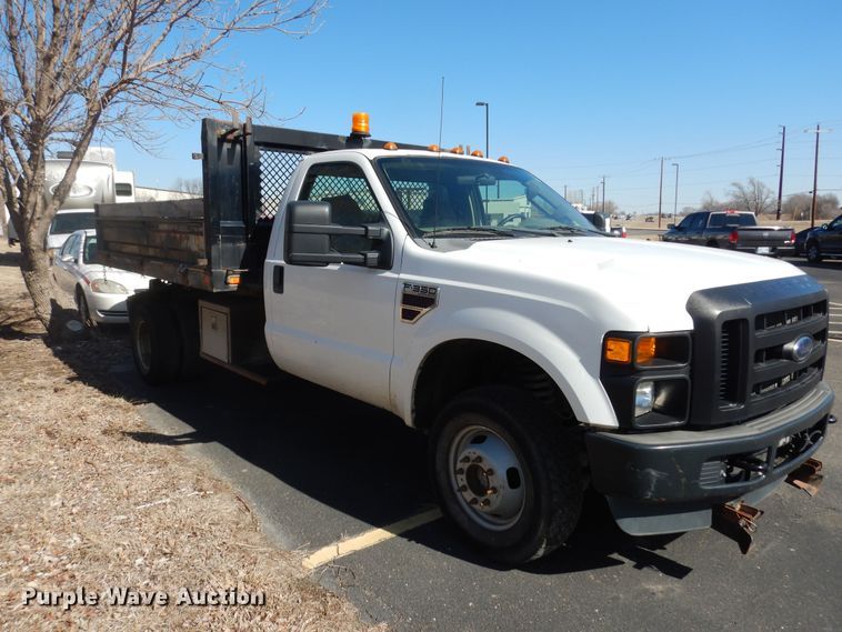 image for item DK7624 2009 Ford F350 Super Duty XL  dump bed pickup truck