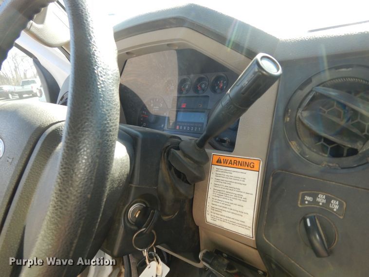 image for item DK7624 2009 Ford F350 Super Duty XL  dump bed pickup truck