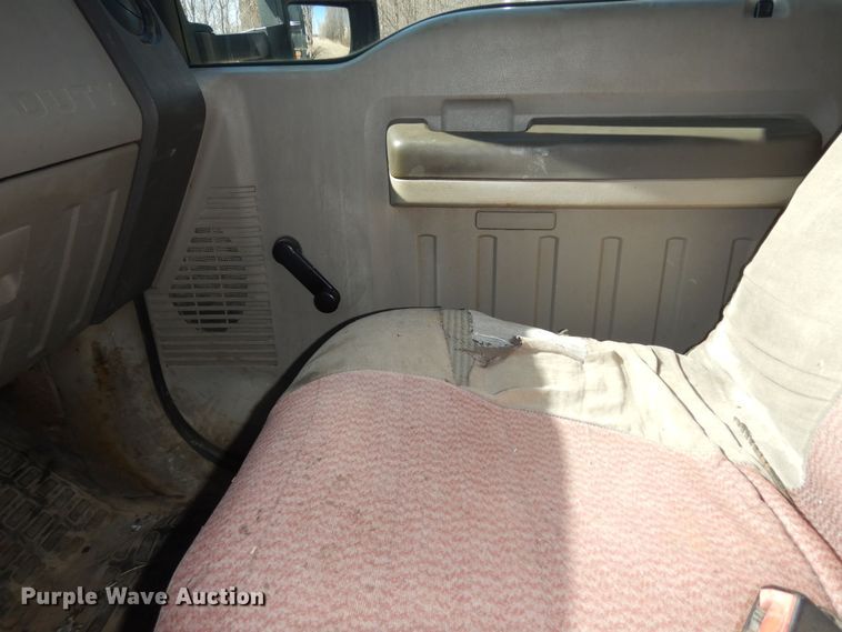 image for item DK7624 2009 Ford F350 Super Duty XL  dump bed pickup truck