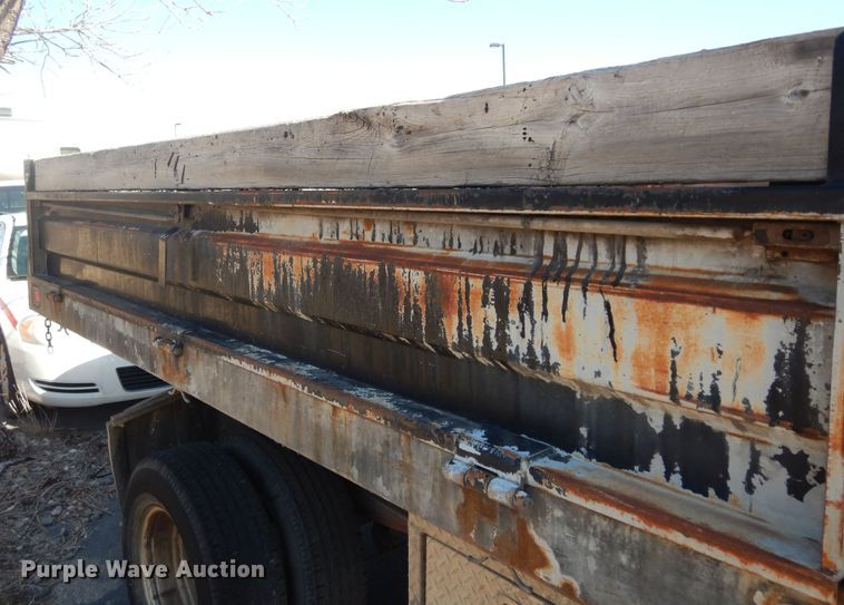 image for item DK7624 2009 Ford F350 Super Duty XL  dump bed pickup truck