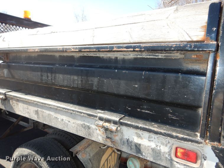 image for item DK7624 2009 Ford F350 Super Duty XL  dump bed pickup truck