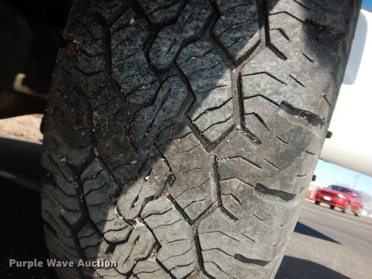 image for item DK7624 2009 Ford F350 Super Duty XL  dump bed pickup truck