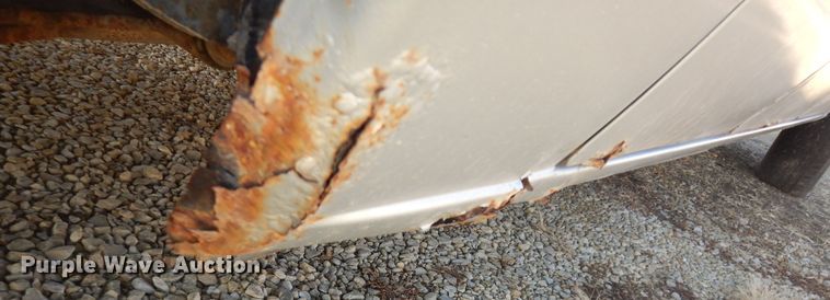 image for item DK7675 2000 Ford E150 XL  van