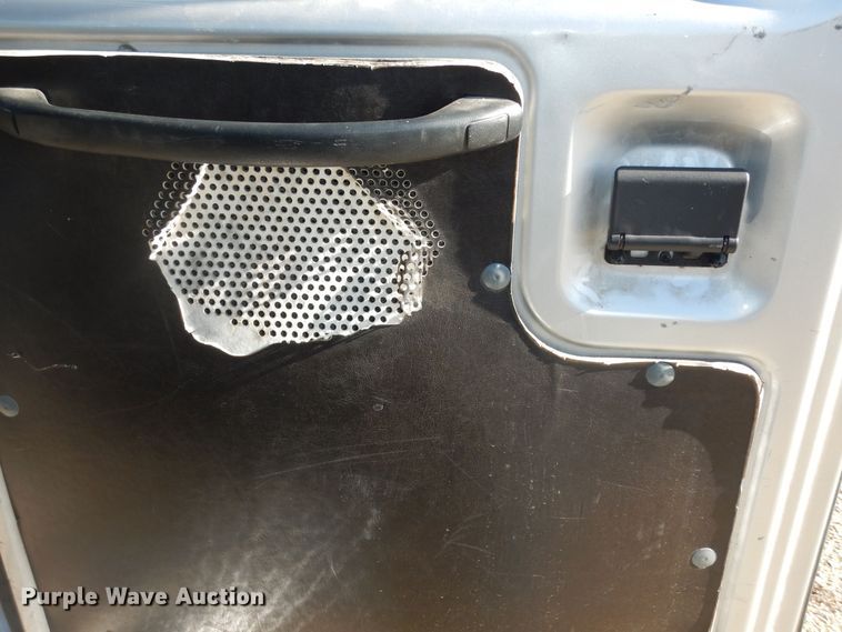 image for item DK7675 2000 Ford E150 XL  van