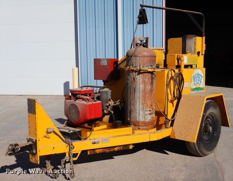 image for item DN6275 1989 Cimline 100  melter applicator