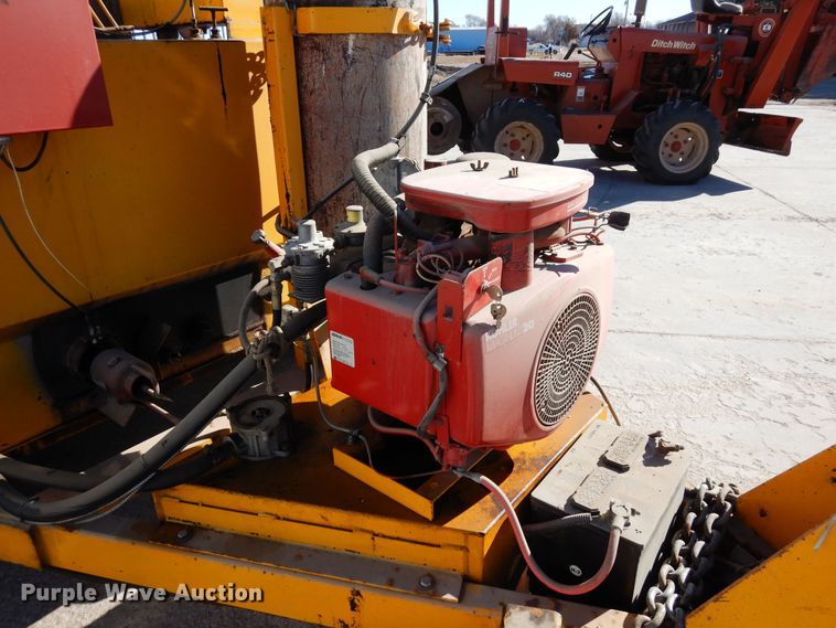 image for item DN6275 1989 Cimline 100  melter applicator