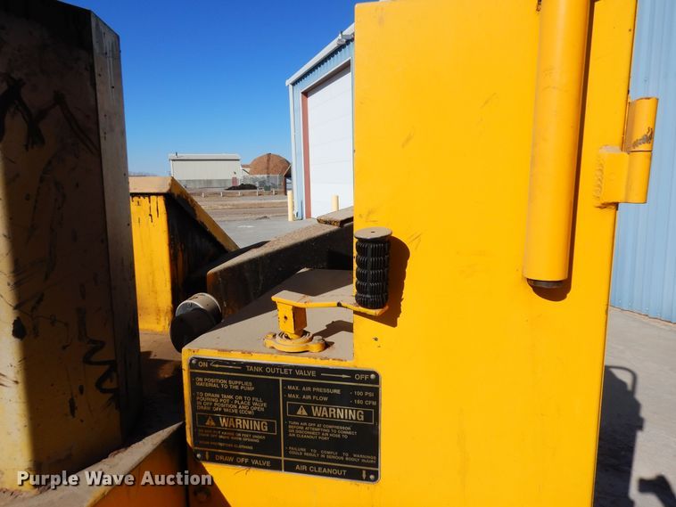 image for item DN6275 1989 Cimline 100  melter applicator