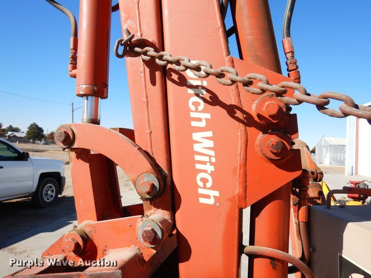 image for item DN6276 2000 Ditch Witch R40  trencher