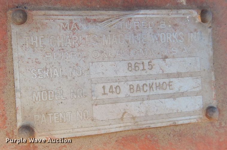 image for item DN6276 2000 Ditch Witch R40  trencher