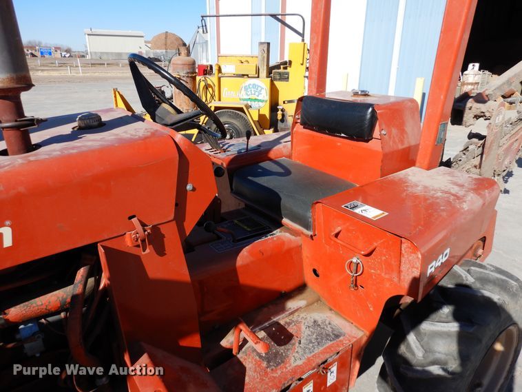 image for item DN6276 2000 Ditch Witch R40  trencher