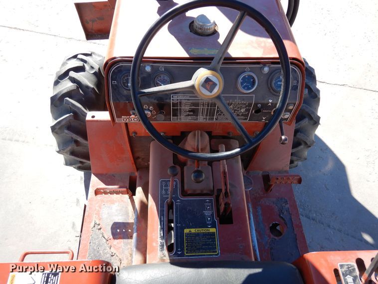 image for item DN6276 2000 Ditch Witch R40  trencher