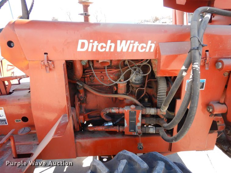 image for item DN6276 2000 Ditch Witch R40  trencher