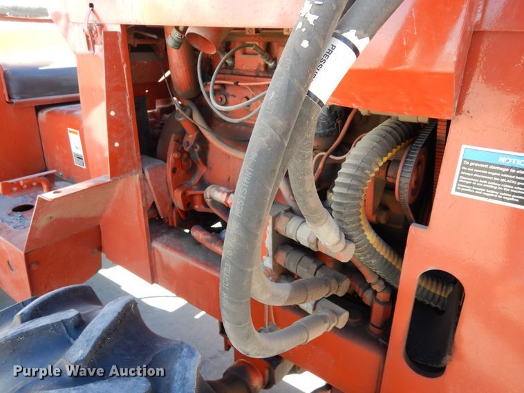 image for item DN6276 2000 Ditch Witch R40  trencher