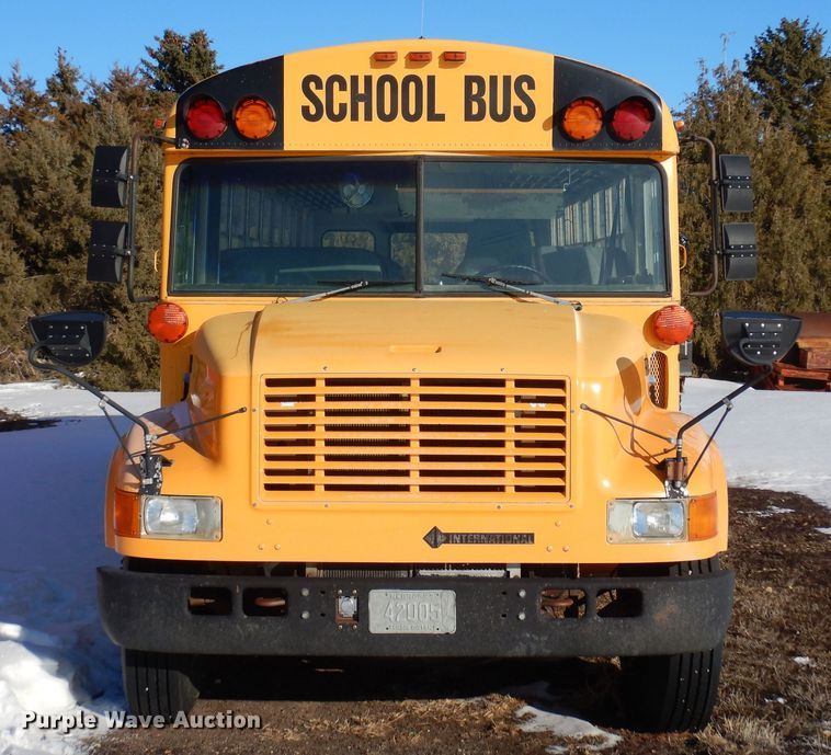 image for item DN6291 1997 International 3800  school bus