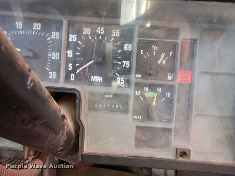 image for item DN6291 1997 International 3800  school bus