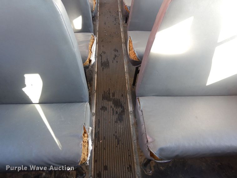 image for item DN6291 1997 International 3800  school bus