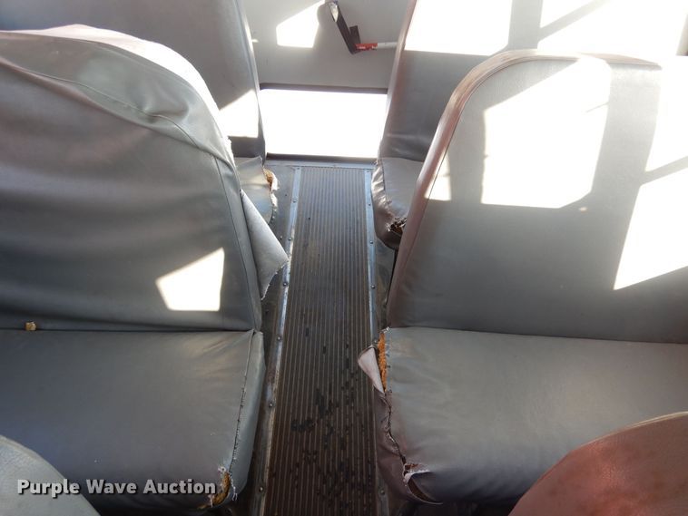 image for item DN6291 1997 International 3800  school bus