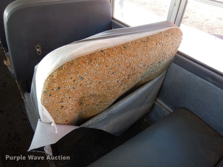 image for item DN6291 1997 International 3800  school bus