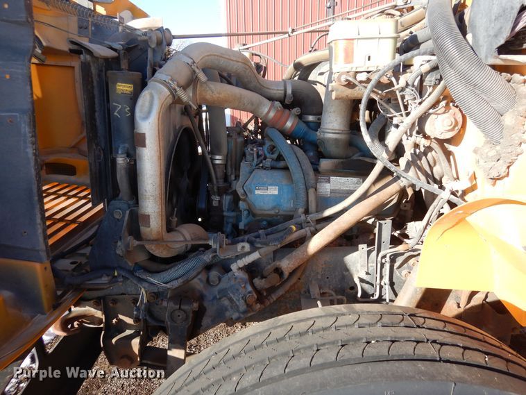 image for item DN6291 1997 International 3800  school bus