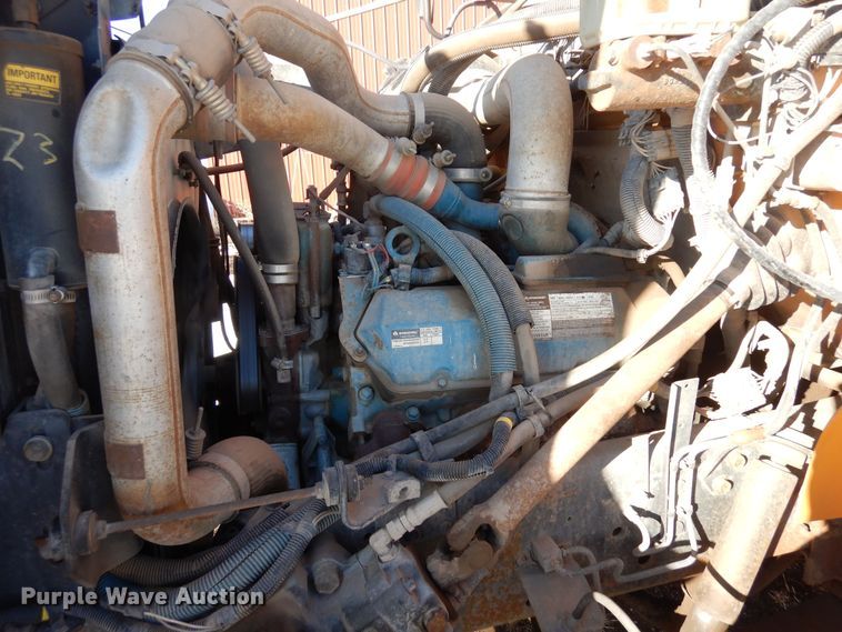 image for item DN6291 1997 International 3800  school bus