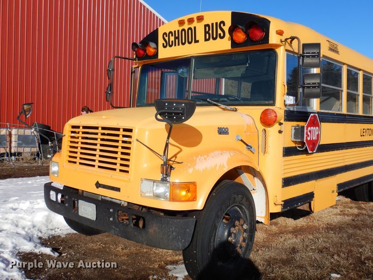 image for item DN6291 1997 International 3800  school bus