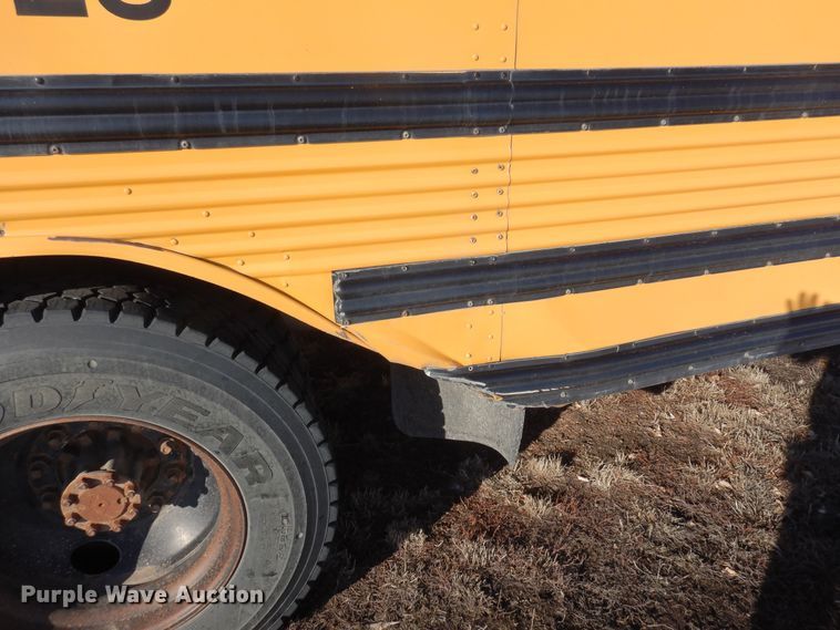 image for item DN6291 1997 International 3800  school bus