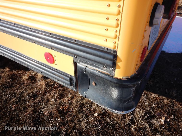 image for item DN6291 1997 International 3800  school bus