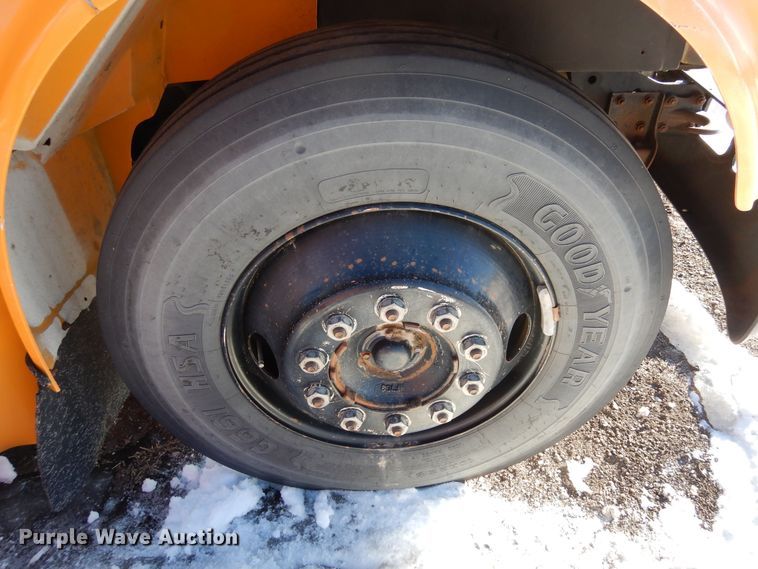 image for item DN6291 1997 International 3800  school bus