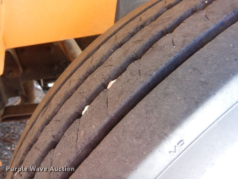 image for item DN6291 1997 International 3800  school bus