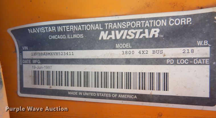 image for item DN6291 1997 International 3800  school bus