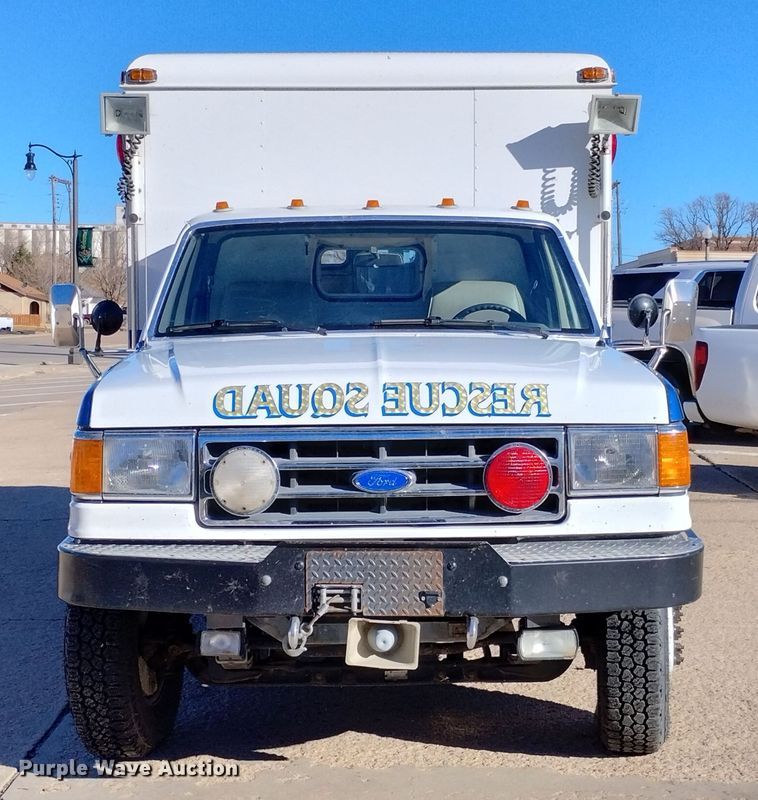 image for item DN6300 1989 Ford F450 Super Duty  rescue vehicle
