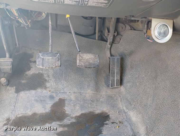 image for item DN6300 1989 Ford F450 Super Duty  rescue vehicle