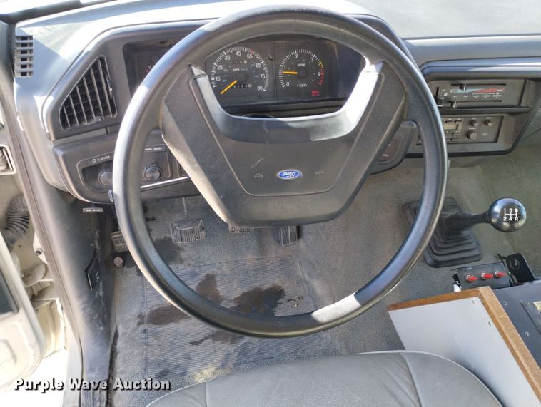 image for item DN6300 1989 Ford F450 Super Duty  rescue vehicle