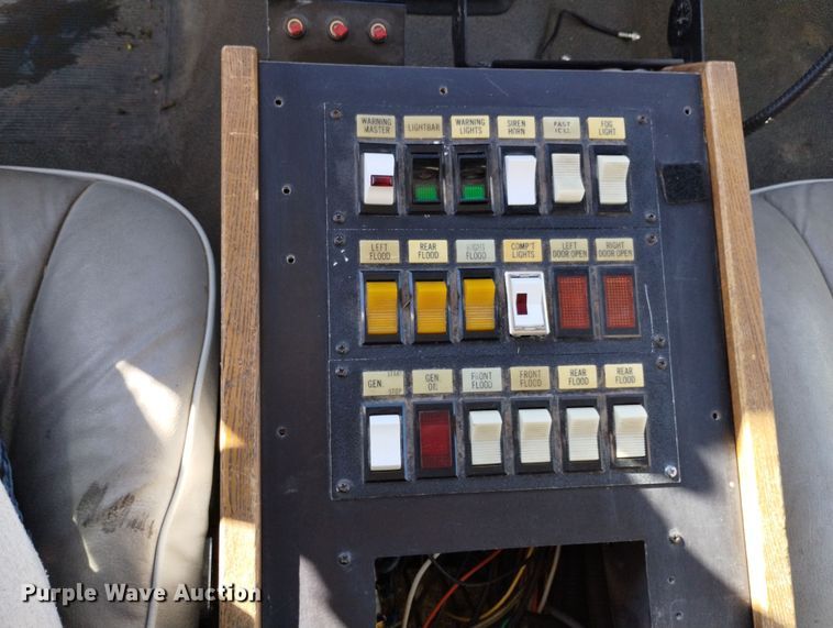 image for item DN6300 1989 Ford F450 Super Duty  rescue vehicle