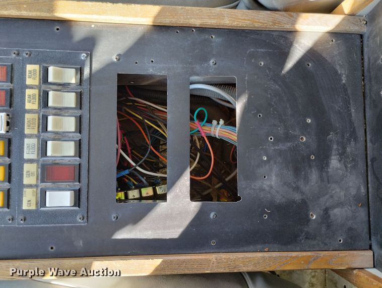 image for item DN6300 1989 Ford F450 Super Duty  rescue vehicle