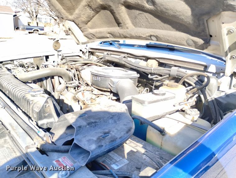 image for item DN6300 1989 Ford F450 Super Duty  rescue vehicle