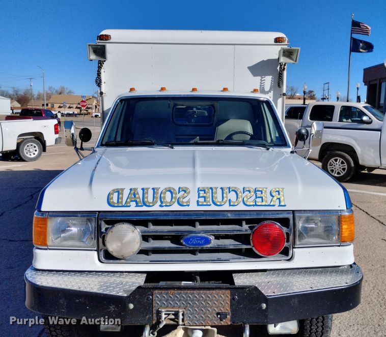 image for item DN6300 1989 Ford F450 Super Duty  rescue vehicle