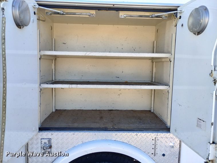 image for item DN6300 1989 Ford F450 Super Duty  rescue vehicle