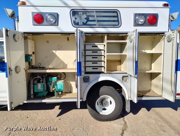 image for item DN6300 1989 Ford F450 Super Duty  rescue vehicle