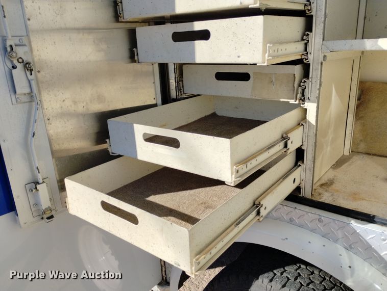 image for item DN6300 1989 Ford F450 Super Duty  rescue vehicle