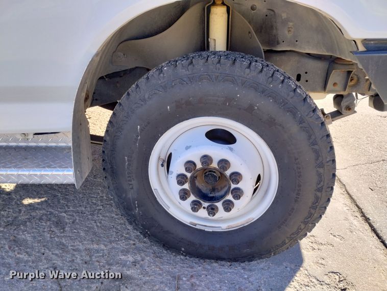 image for item DN6300 1989 Ford F450 Super Duty  rescue vehicle