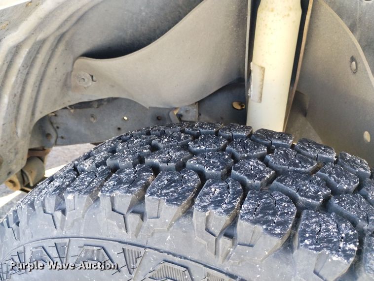 image for item DN6300 1989 Ford F450 Super Duty  rescue vehicle