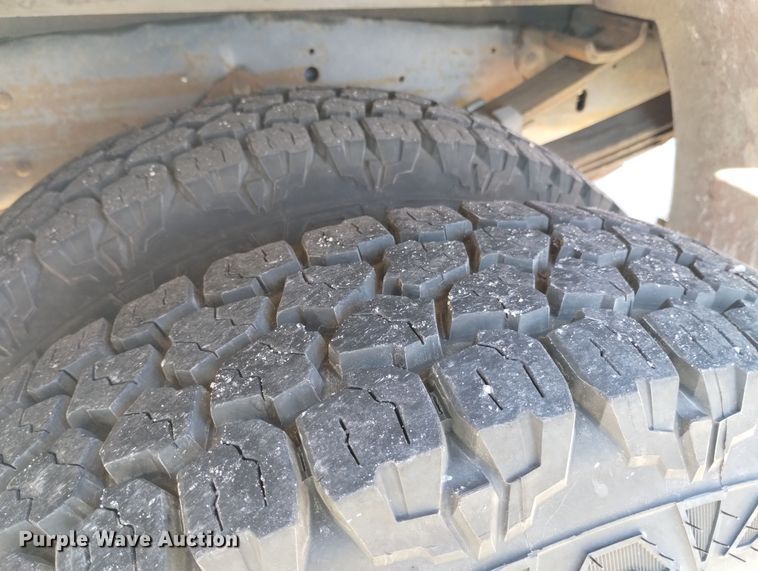 image for item DN6300 1989 Ford F450 Super Duty  rescue vehicle